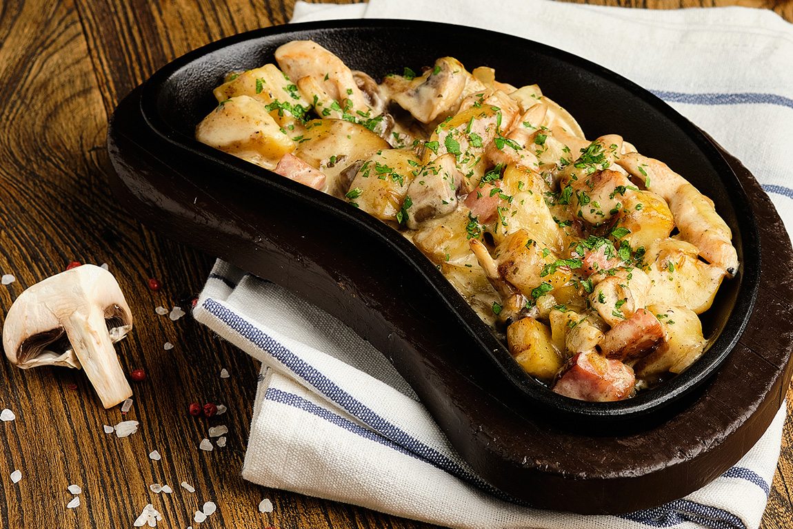 Сковородка мясная со сливками