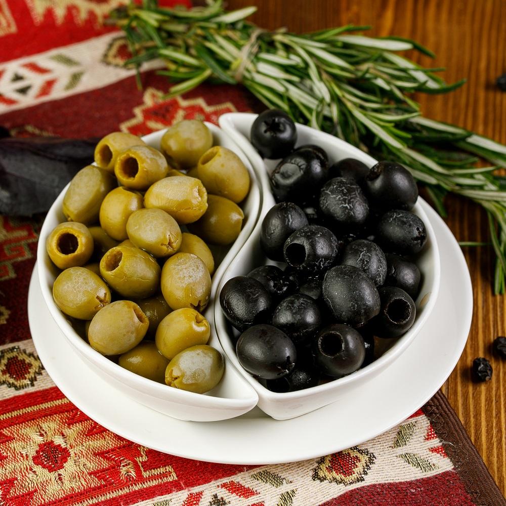 Маслины, оливки
